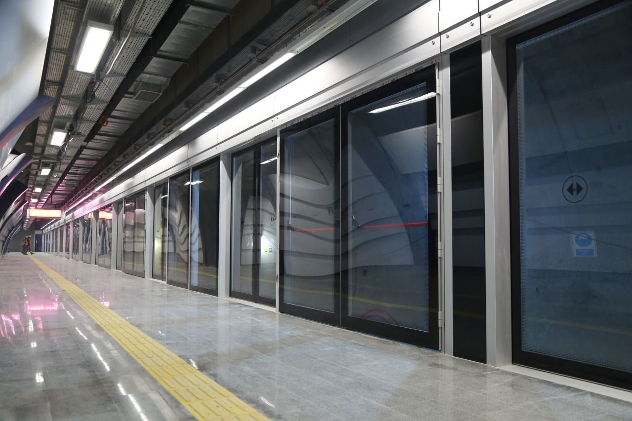 Avrupa’nın En Çok Yolcu Taşıyan Metro Hattı Açıldı.